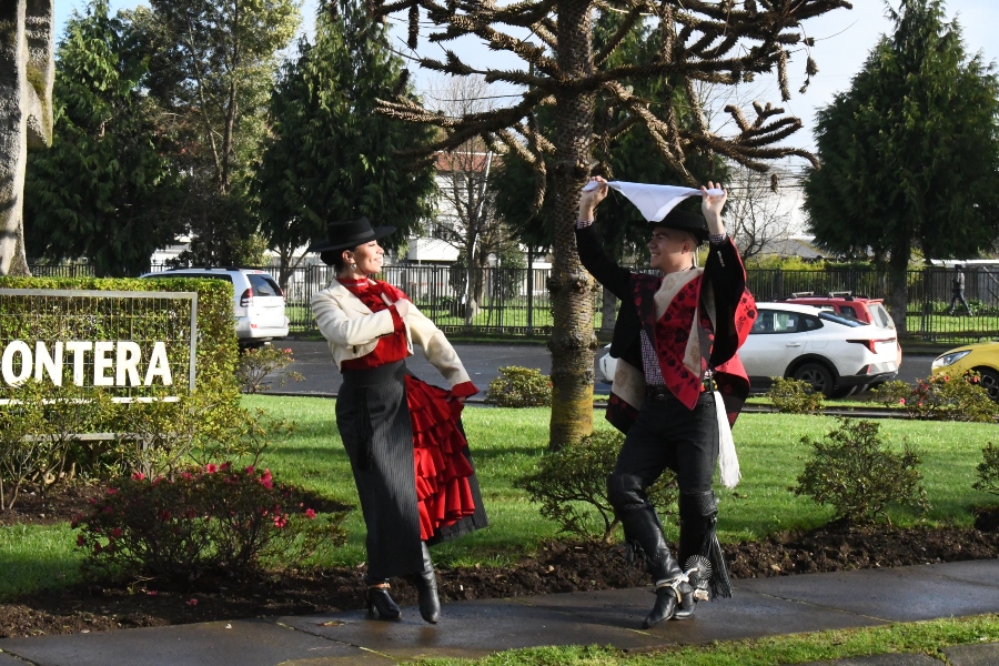 bailarines-cueca